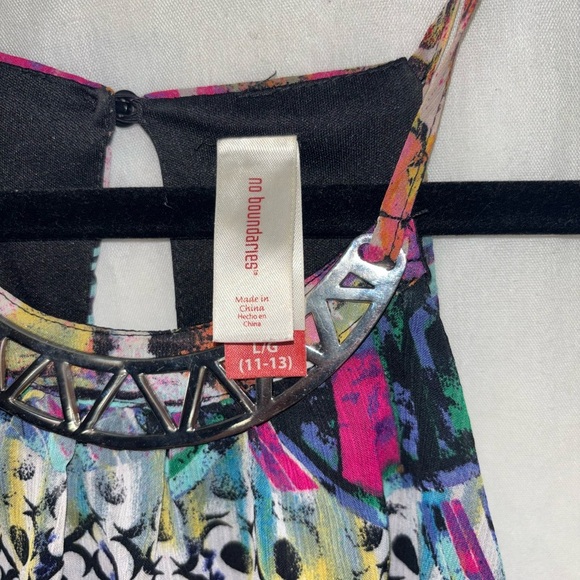 No Boundaries Vibrant Patterned Maxi Dress - Picture 4 of 8